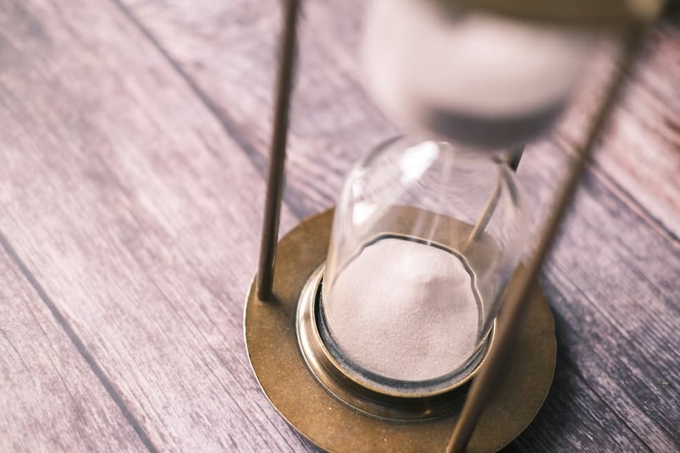 Hourglass representing a renewal deadline